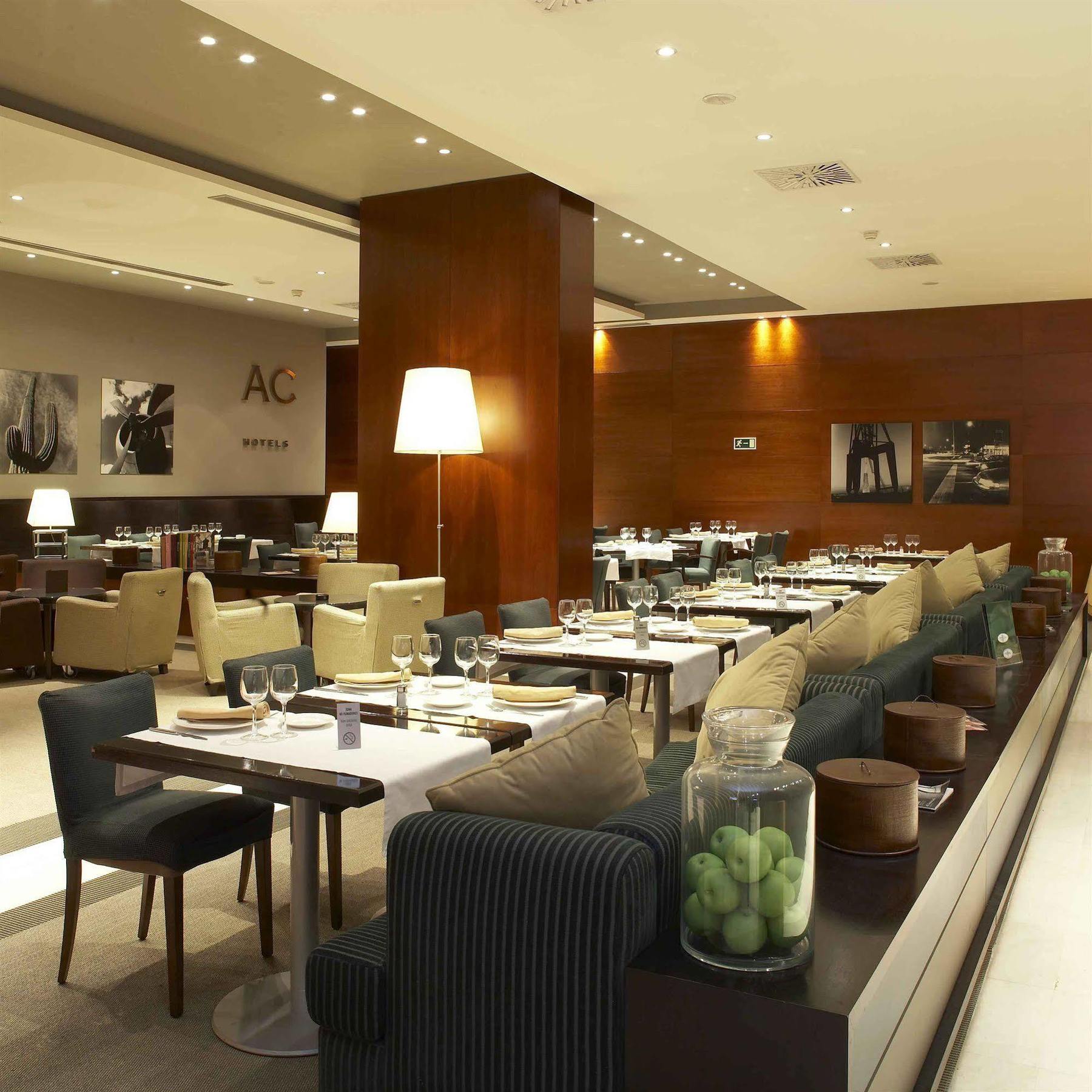 Ac Hotel Alcala De Henares By Marriott Restaurant photo